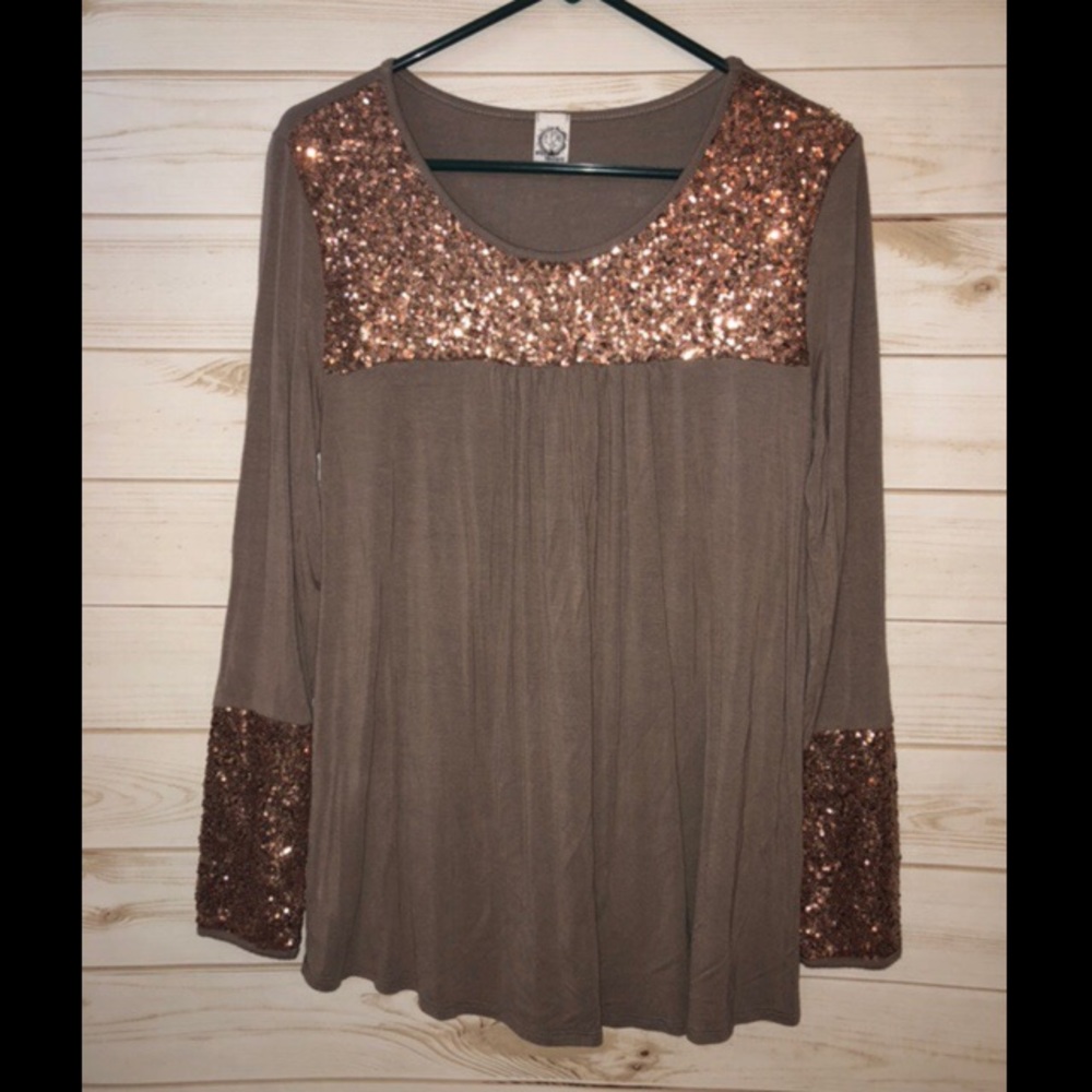 Sequined detail shirt